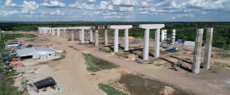 Construcción del Puente de la Bioceánica, financiada por ITAIPU, presenta un 47 % de avance 
